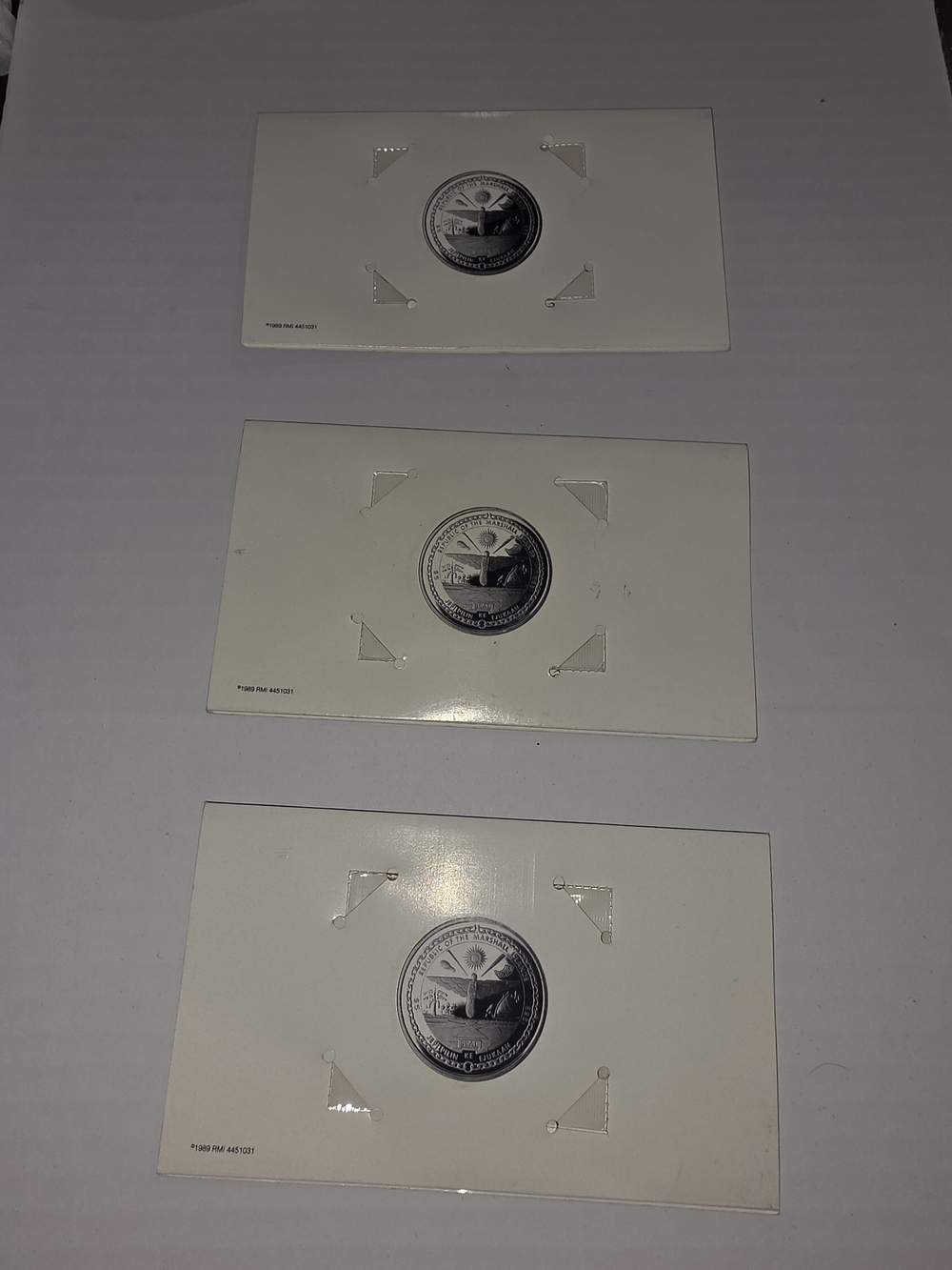 Marshall Islands First Men on the Moon $5 Commemorative Coin Card - Purple - Picture 7 of 12